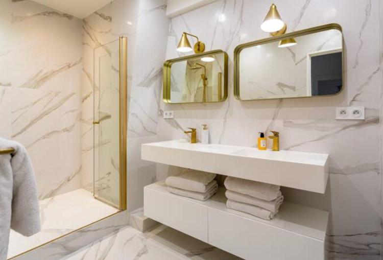 2 Bedroom Champs Elysee * Parigi